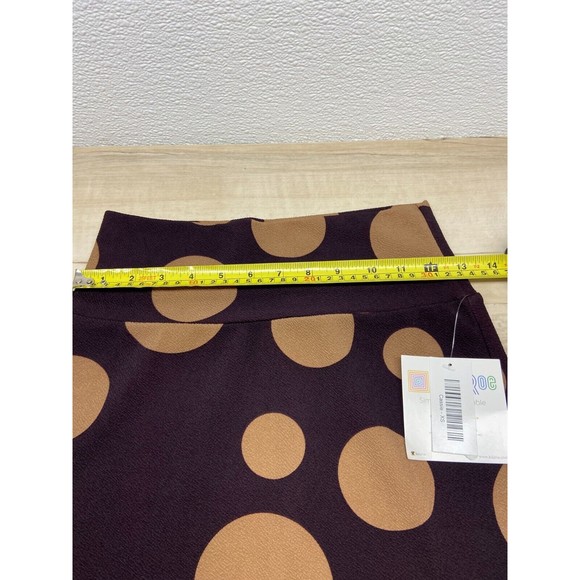 LulaRoe  Women Skirt Size: XS Stretch Pencil Style Purple Witn Beige Polka Dot - Picture 2 of 4